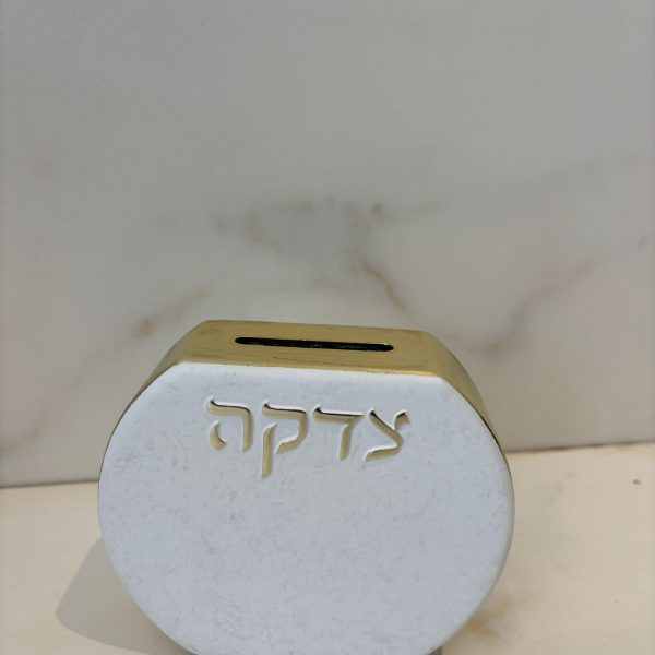 קופת צדקה דמוי שיש מפולימר עם זהב