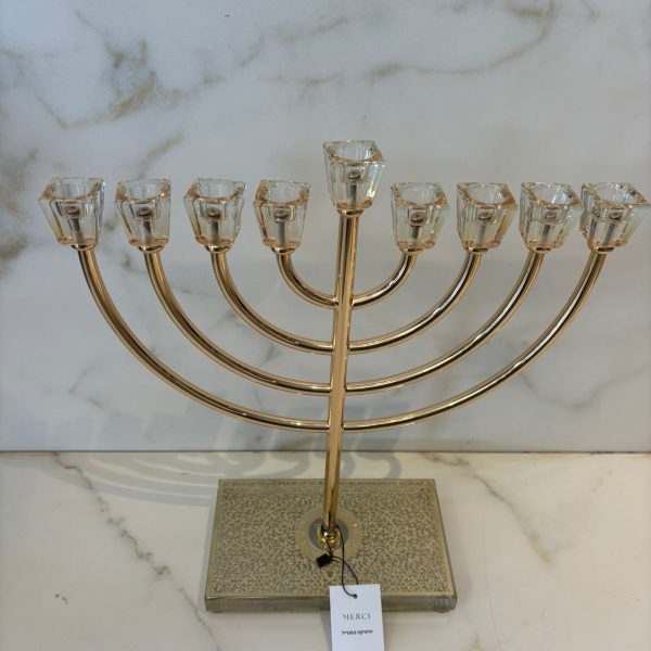 חנוכיה מהודרת עגולה , זהב תחתית קריסטל עם עיטור זהב  עם קנים קריסטל